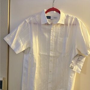 Men's White Short Sleeve Shirt